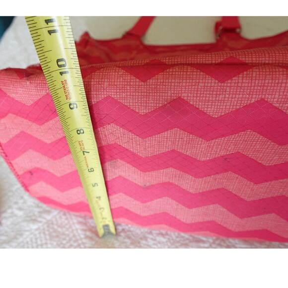 Thirty-One All Pro Tote Bag /Coral Punch Color /Chevron Fushia and Pink Striped - Picture 9 of 13